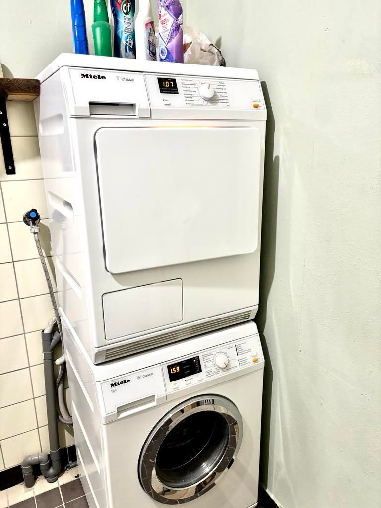 Miele Wasmachine TDA150 C & Droger WDA111 - Goede staat, Ophalen, Zo goed als nieuw, 1200 tot 1600 toeren, 85 tot 90 cm