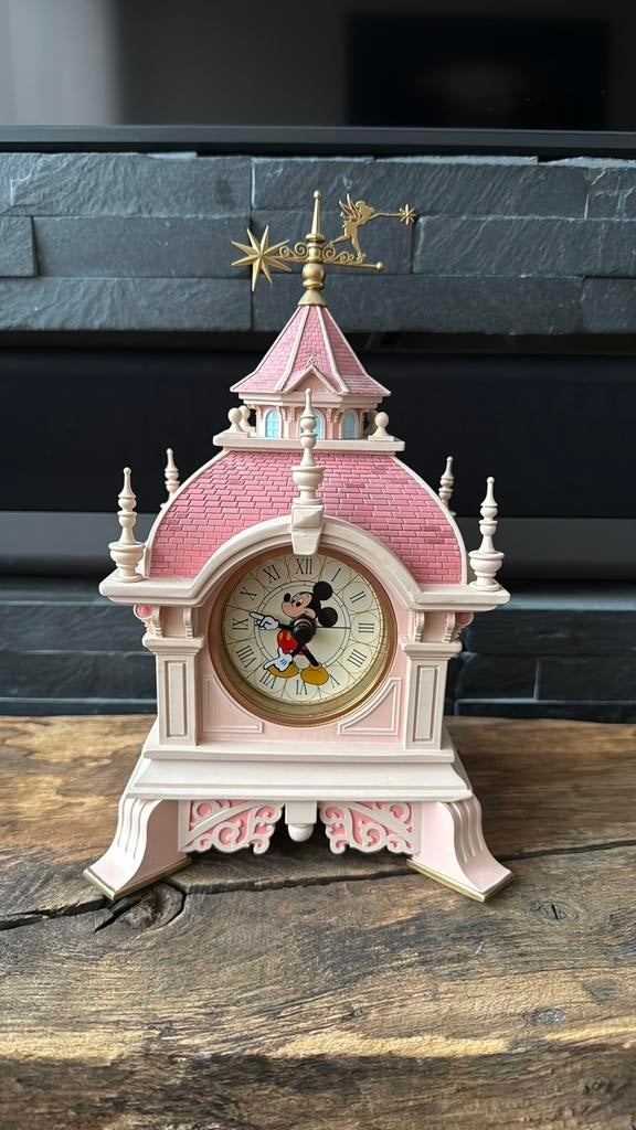 Disney hotel klok, Verzamelen, Ophalen of Verzenden, Zo goed als nieuw, Beeldje of Figuurtje