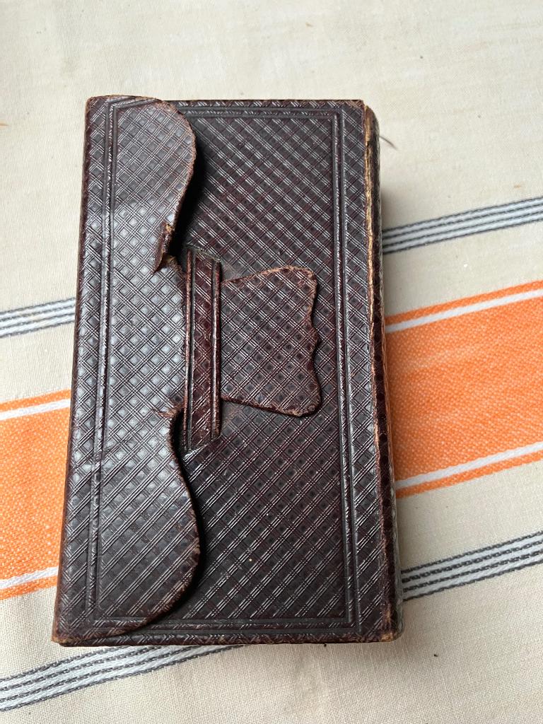 Klein bijbeltje, Ophalen of Verzenden