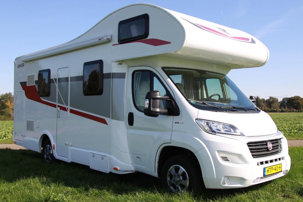 Rimor Seal 9 camper stapelbed 7P! airco zonnepaneel, Caravans en Kamperen, Campers, Alkoof, Ringverwarming, Fiat, Bedrijf