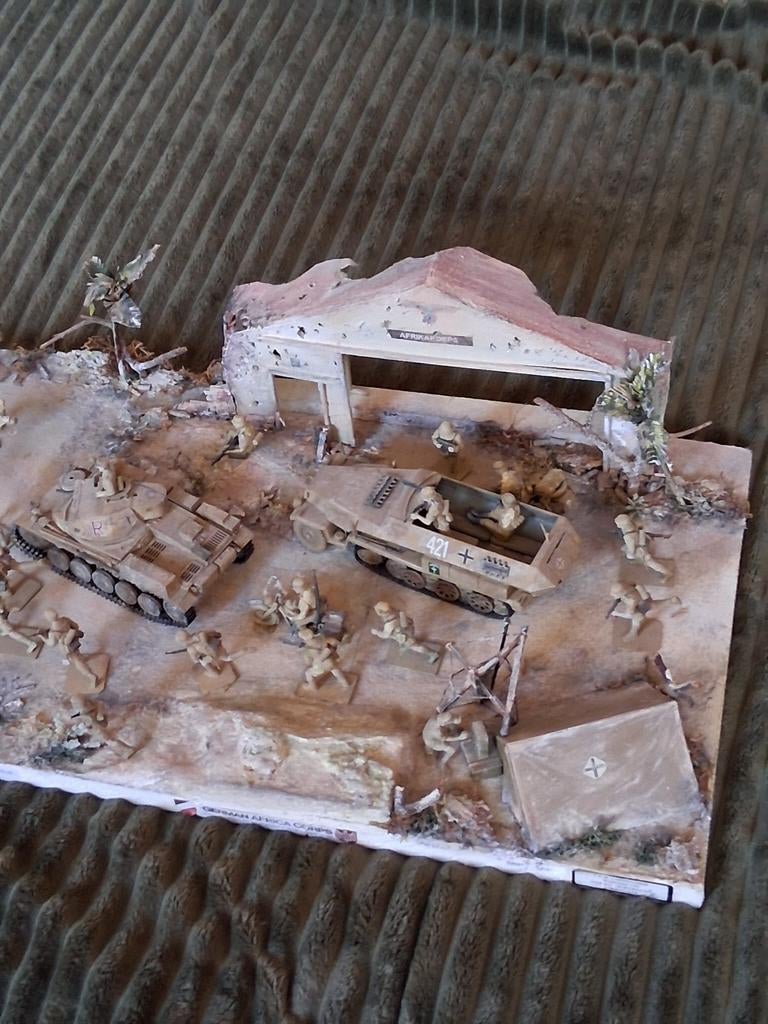 Diorama oorlog, Slagveld. ALAMEIN, Hobby en Vrije tijd, Modelbouw | Figuren en Diorama's, Ophalen, 1:35 tot 1:50