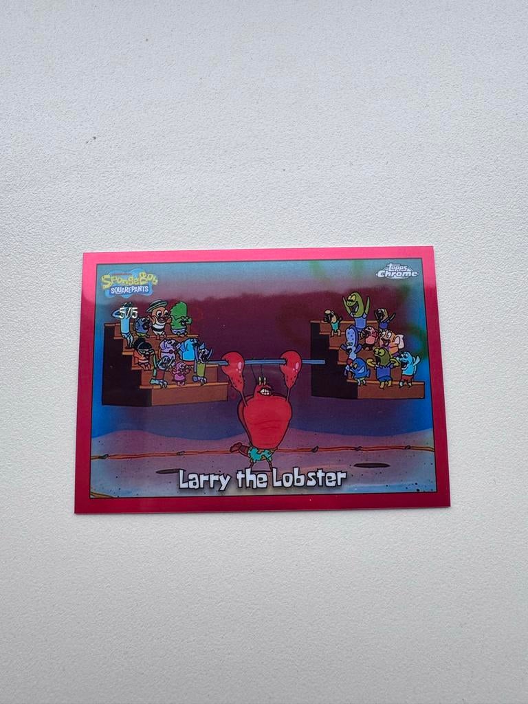 2025 Topps Chrome Spongebob Larry The Lobster RED 5/5, Verzamelen, Ophalen of Verzenden, Nieuw, Strip of Tekenfilm