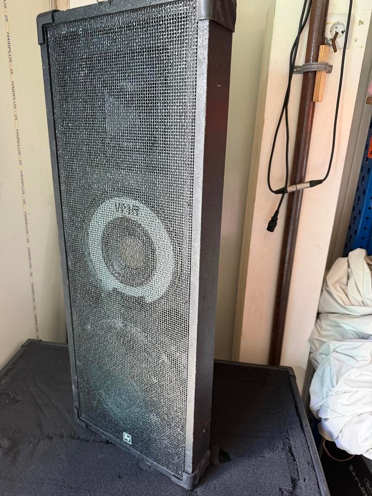 EV Deltamax (6 stuks) subwoofers en 2x ev toppen, Audio, Tv en Foto, Gebruikt, 120 watt of meer, Front, Rear of Stereo speakers