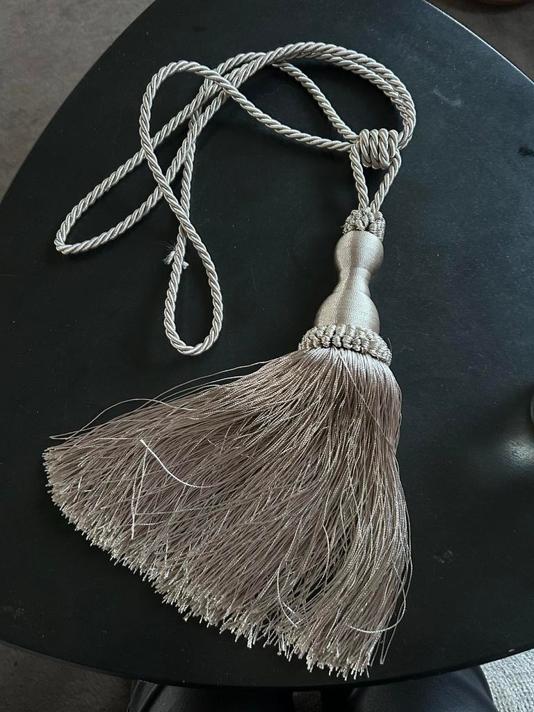 Elegante gordijnkwast - Grijs/Zilver, Minder dan 50 cm, Ophalen of Verzenden, Zo goed als nieuw, Minder dan 100 cm