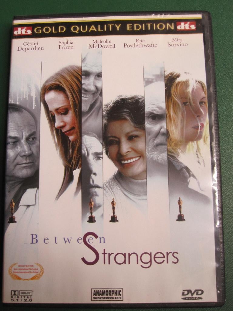 Between Strangers (2002), Vanaf 12 jaar, Ophalen of Verzenden, Zo goed als nieuw, Drama