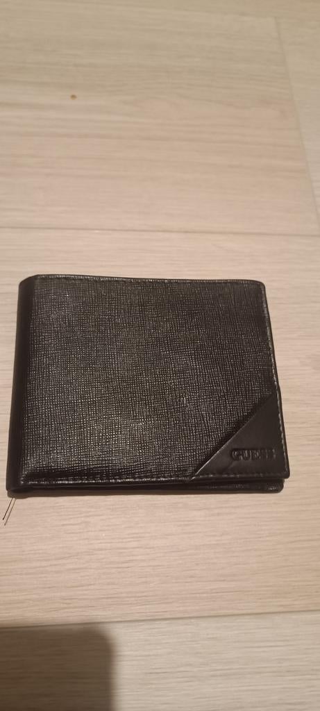 Guess portemonnee, Sieraden, Tassen en Uiterlijk, Portemonnees, Ophalen of Verzenden