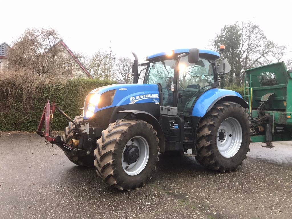 New Holland - T7 - 200  - Vario Auto Commant - Airco - PTO, Zakelijke goederen, Agrarisch | Tractoren, Ophalen, Gebruikt, Meer dan 160 Pk