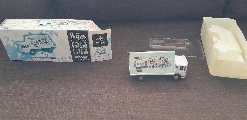 Beatles Corgi reclamewagen met doos, Ophalen of Verzenden, Zo goed als nieuw, Auto's