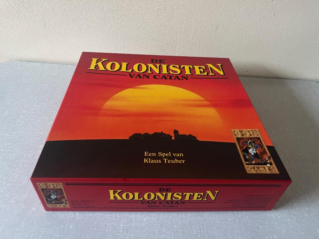 NIEUWSTAAT Kolonisten Catan Basis spel 1 - 4 spelers HOUT, Een of twee spelers, Ophalen of Verzenden, Zo goed als nieuw, 999 Games bv
