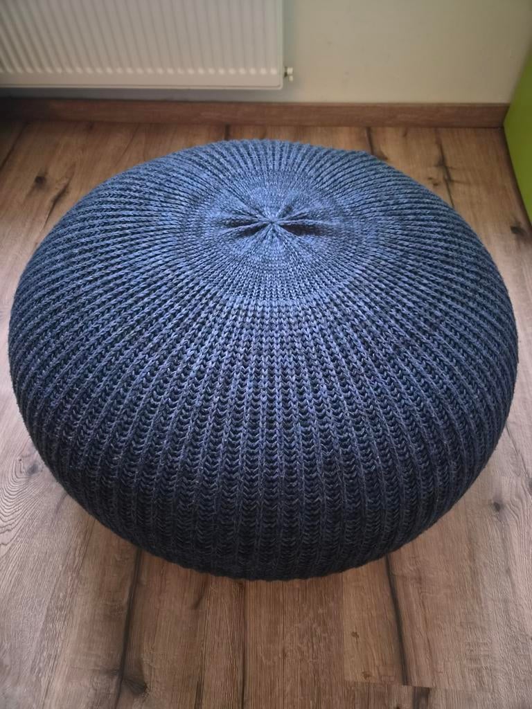 Sandared poef IKEA - 71cm, Huis en Inrichting, Banken | Voetenbanken en Poefen, Ophalen, Rond, Minder dan 50 cm, Zo goed als nieuw