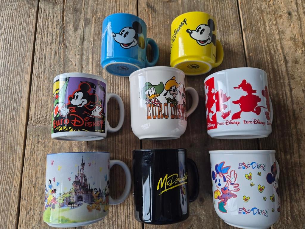 Euro Disneyland bekers, Ophalen, Mickey Mouse, Zo goed als nieuw, Servies
