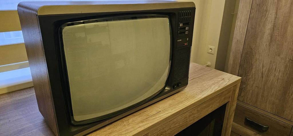 Philips televisie uit jaren 70 begin jaren 80, Ophalen, Zo goed als nieuw, 40 tot 60 cm, Philips