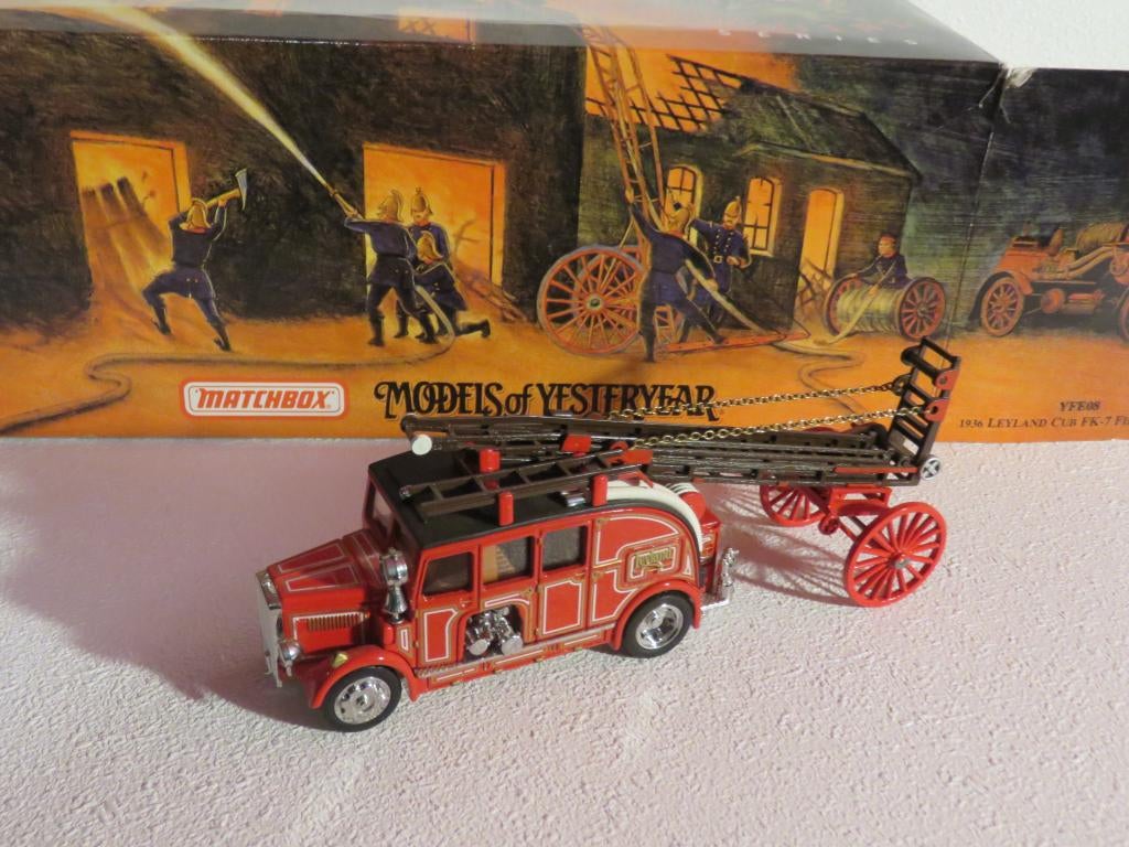 Matchbox YFE08 1936 Leyland Cub fire engine, brandweerauto, Hobby en Vrije tijd, Modelauto's | 1:43, Ophalen of Verzenden, Zo goed als nieuw