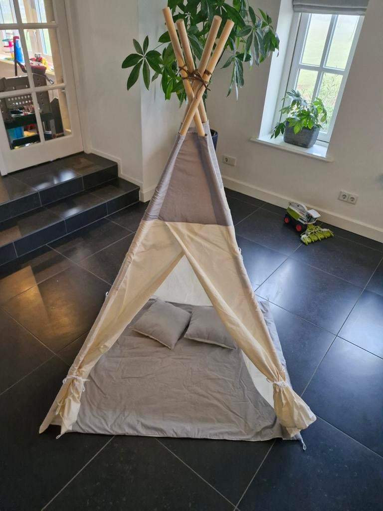 Tippi tent, Ophalen, Zo goed als nieuw