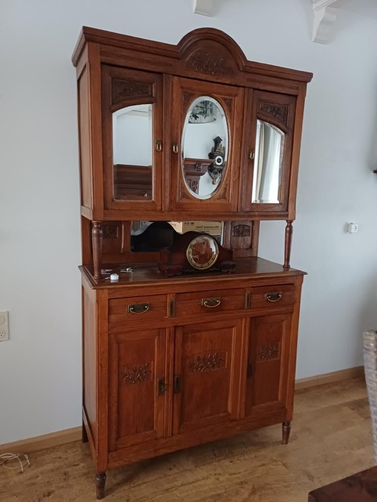 Antieke buffetkast met spiegel, Antiek en Kunst, Ophalen of Verzenden