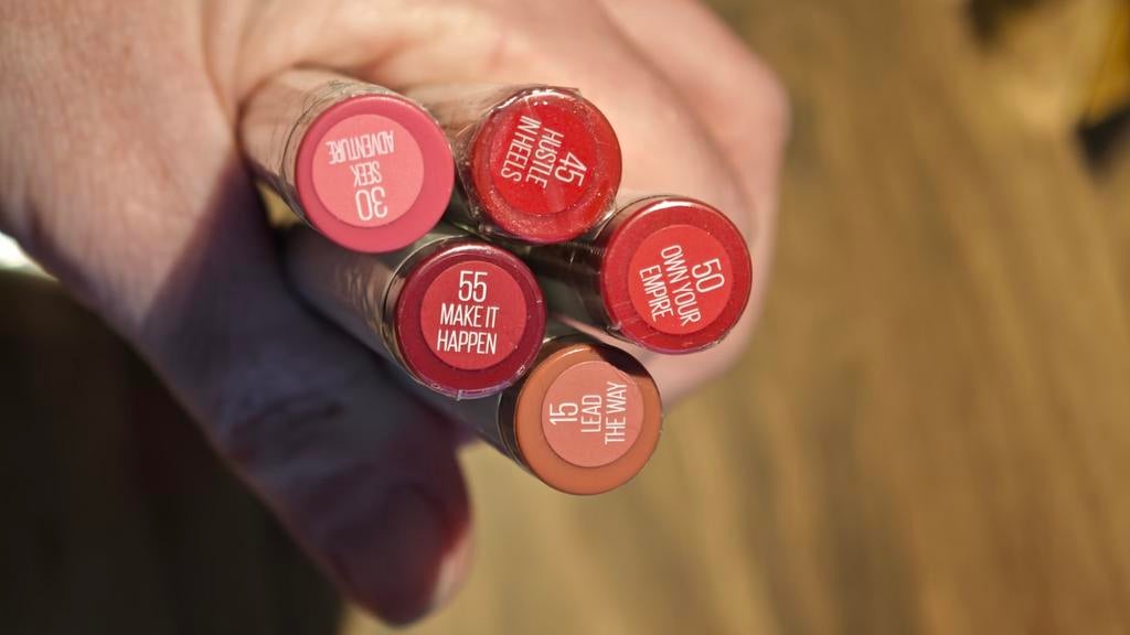 Lipstick Maybelline nieuw, Sieraden, Tassen en Uiterlijk, Uiterlijk | Cosmetica en Make-up, Ophalen, Nieuw, Lippen