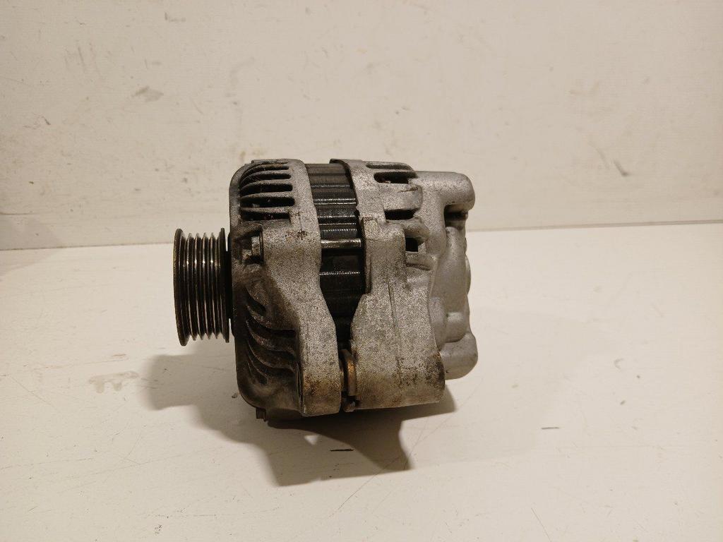 Dynamo Suzuki Swift, Onderdelen@venauto.nl, Van der Ven Autorecycling B.V., Gebruikt, Ettenseweg 76, 4706 PB Roosendaal, The Netherlands