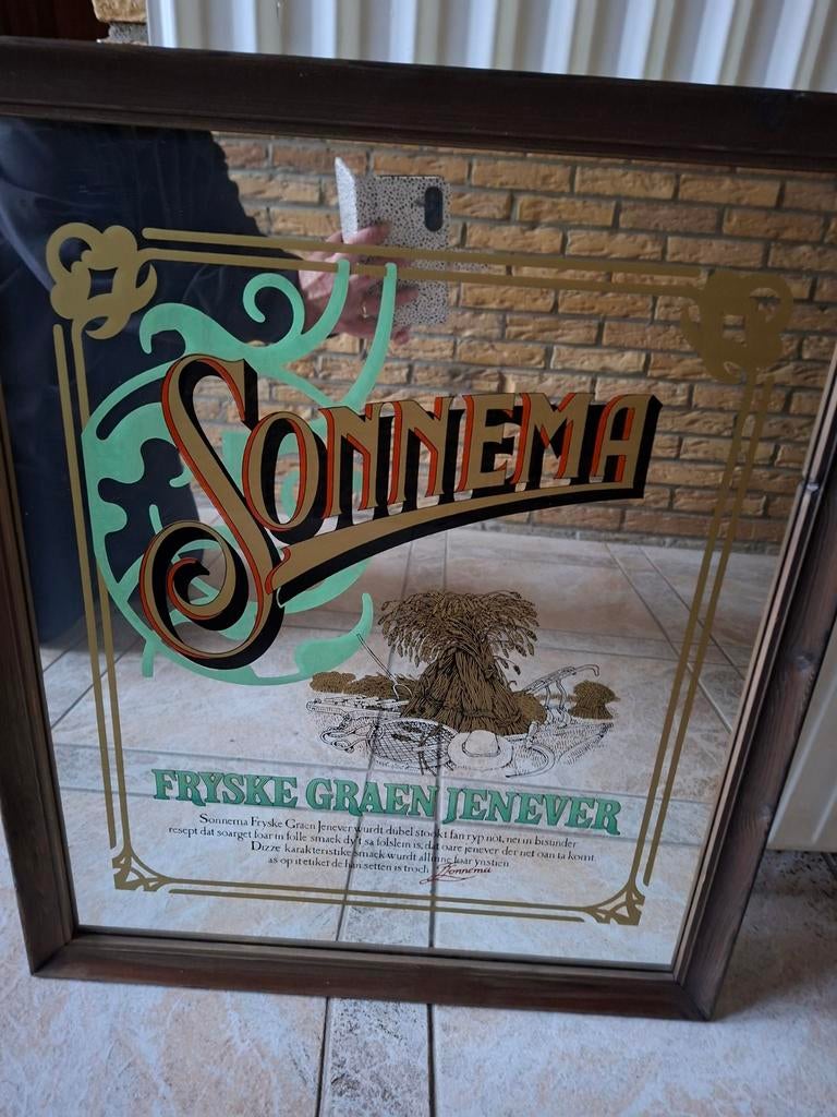 Vintage reclamespiegel van Sonnema graanjenever., Antiek en Kunst, Ophalen