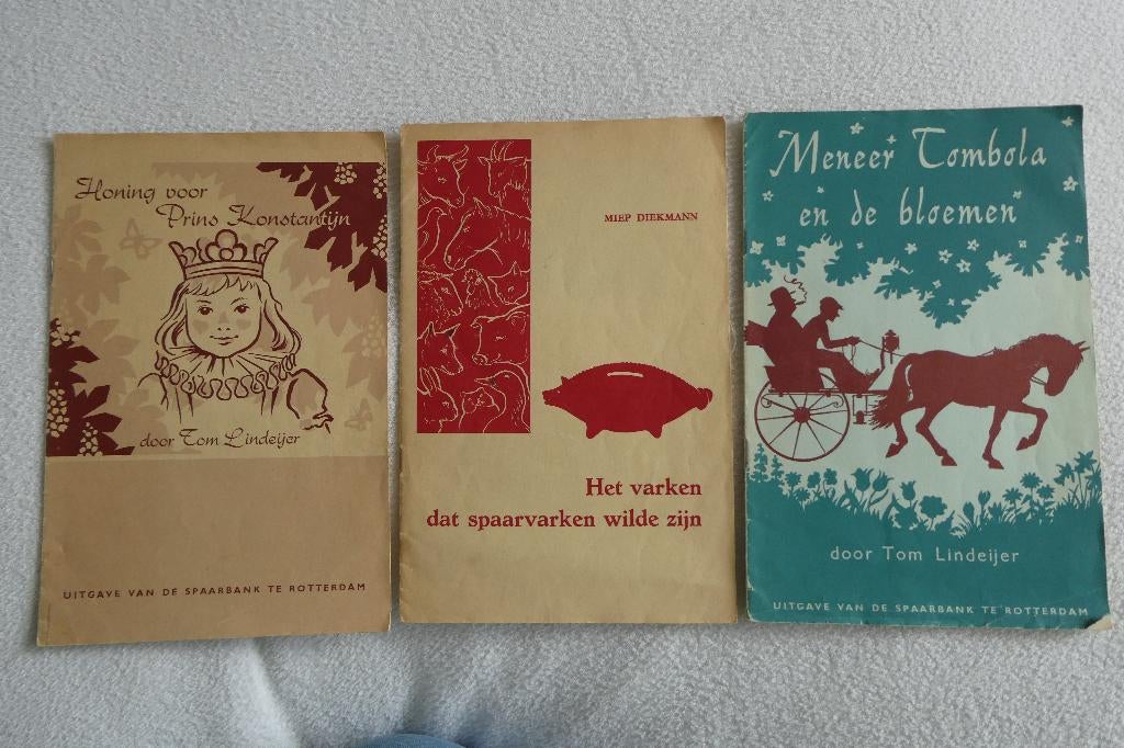 Boekjes van De spaarbank Rotterdam, Ophalen of Verzenden, Gelezen