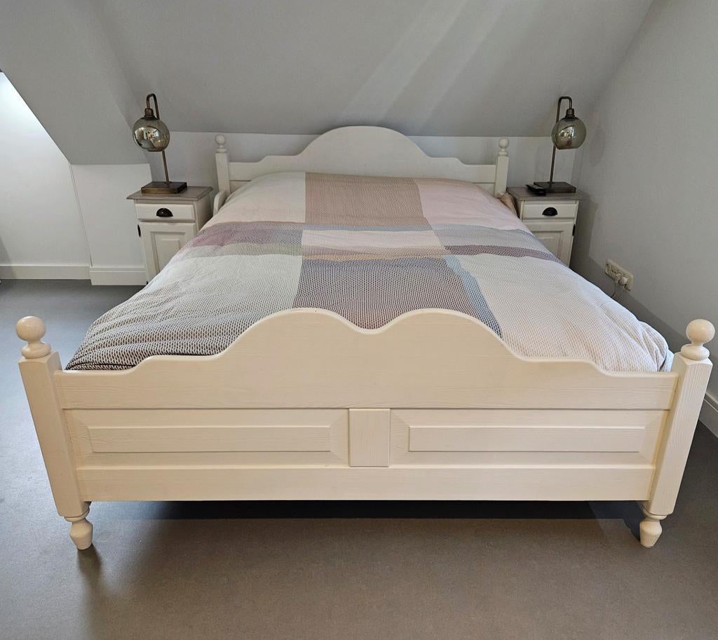Bedombouw 160x210 + 2 nachtkastjes - nette staat, Huis en Inrichting, Slaapkamer | Bedden, Ophalen, Gebruikt, Tweepersoons, Landelijk