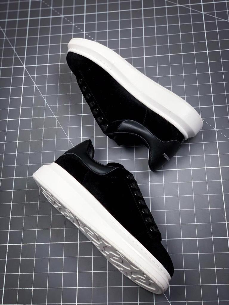 Alexander Mcqueen sneakers (ook direct op te halen), Kleding | Dames, Schoenen, Ophalen of Verzenden, Nieuw, Sneakers of Gympen