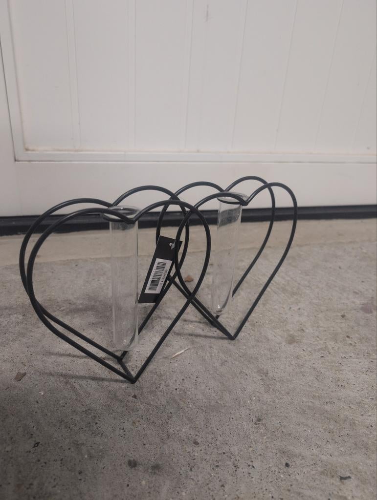 Reageerbuisjes met frame hartjes, Ophalen