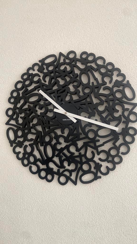Karlsson klok mixed numbers zwart, Ophalen, Zo goed als nieuw, Analoog, Wandklok