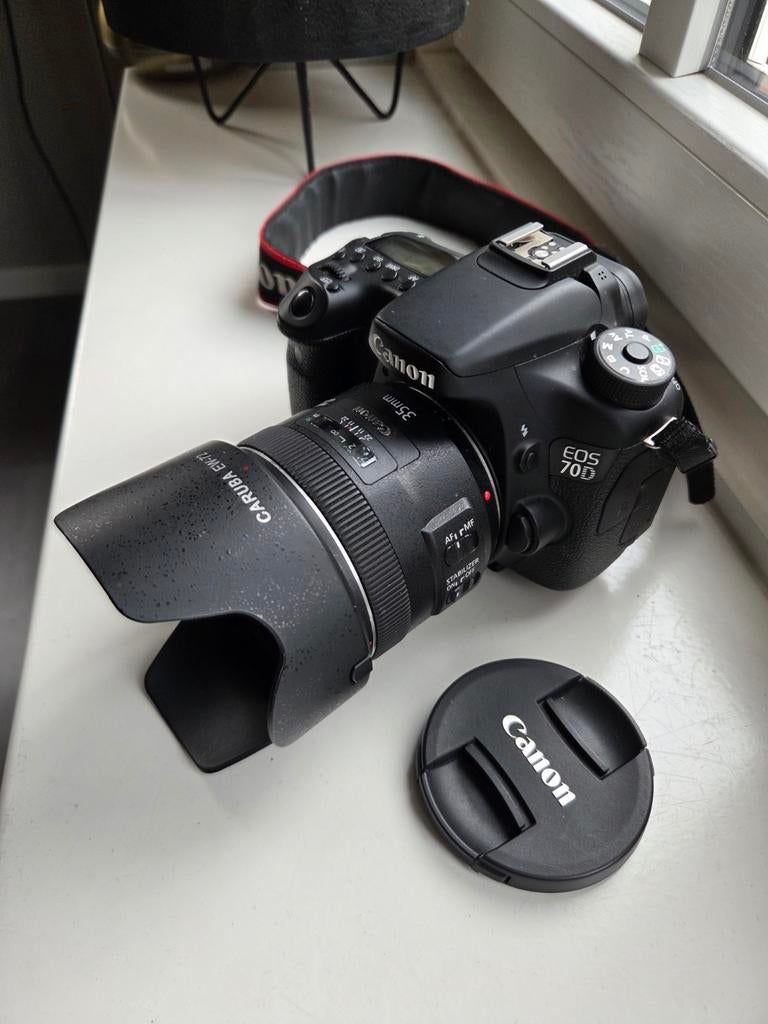 Canon EOS 70D EF S 18-135 IS STM + EF 35mm F 2/0 IS USM, Gebruikt, Spiegelreflex, Canon, Ophalen of Verzenden