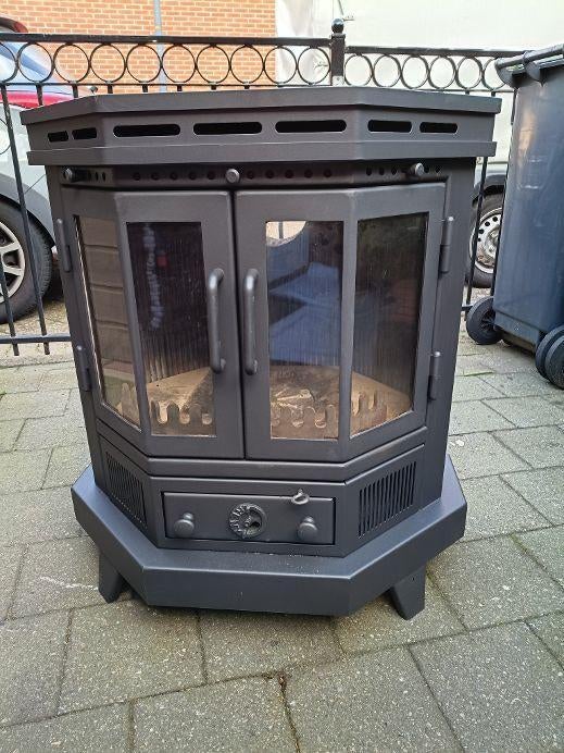 nieuwstaat RENY GROTE OSLO 8 KW houtkachel met vloerplaat, Huis en Inrichting, Ophalen, Houtkachel, Zo goed als nieuw, Vrijstaand