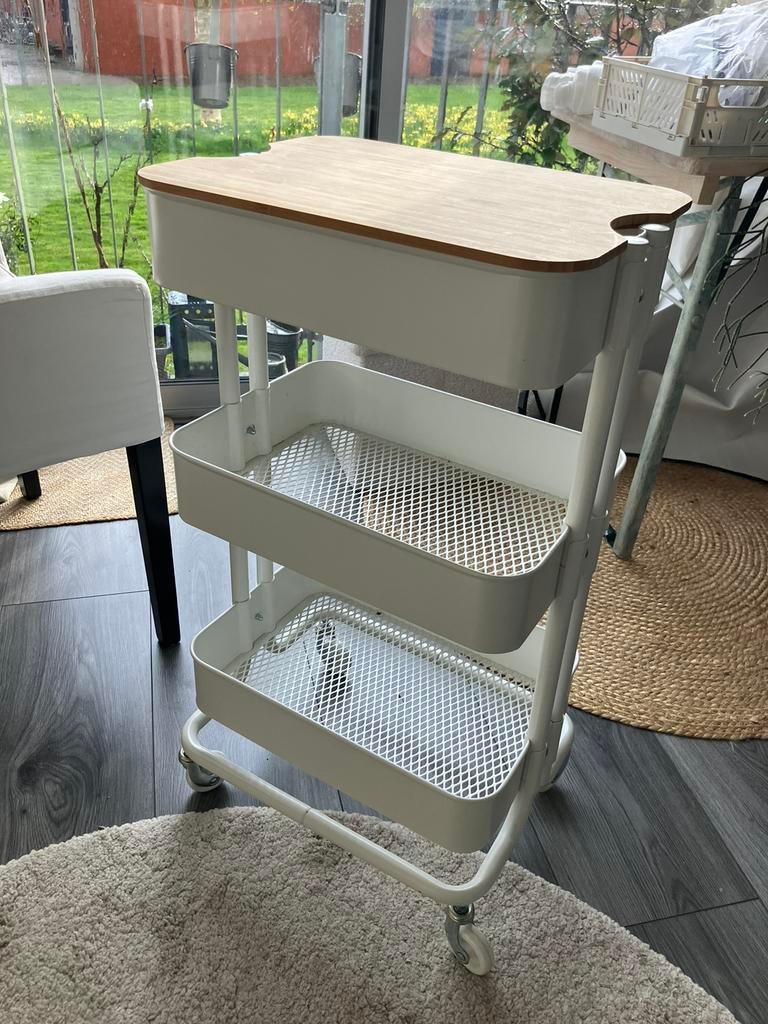 Trolley roltafel Ikea raskog als nieuw met plank, Ophalen of Verzenden, Zo goed als nieuw