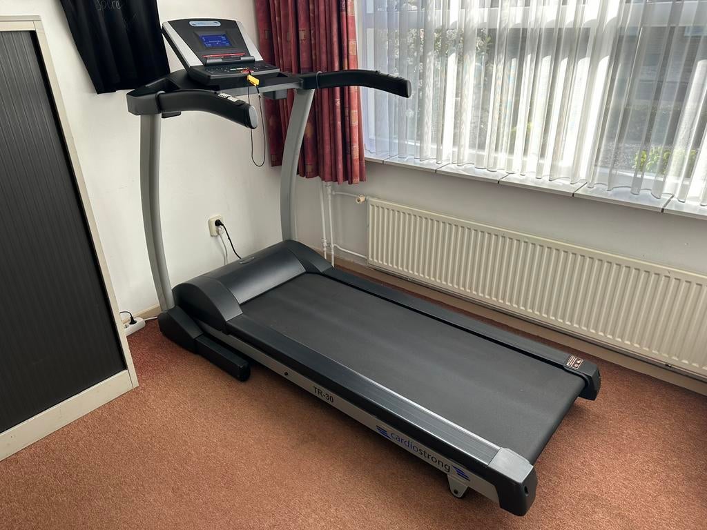 Loopband Cardiostrong TR-30, Ophalen, Gebruikt, Metaal, Loopband