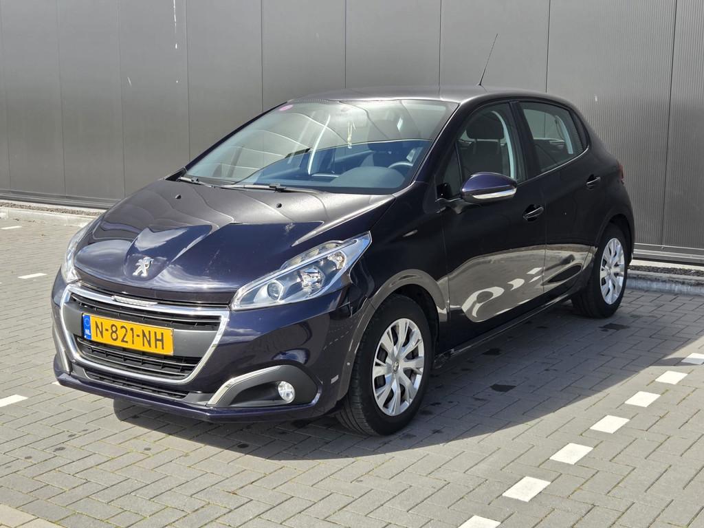 Peugeot 208 1.2 PureTech Allure, Voorwielaandrijving, Gebruikt, 1199 cc, Parkeersensor