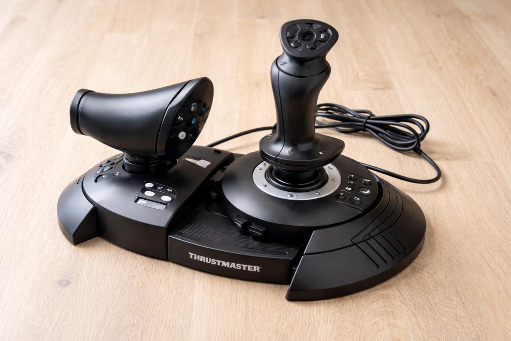 Thrustmaster T.Flight Hotas 1- Flight Stick PC/xbox, Ophalen of Verzenden, Gebruikt
