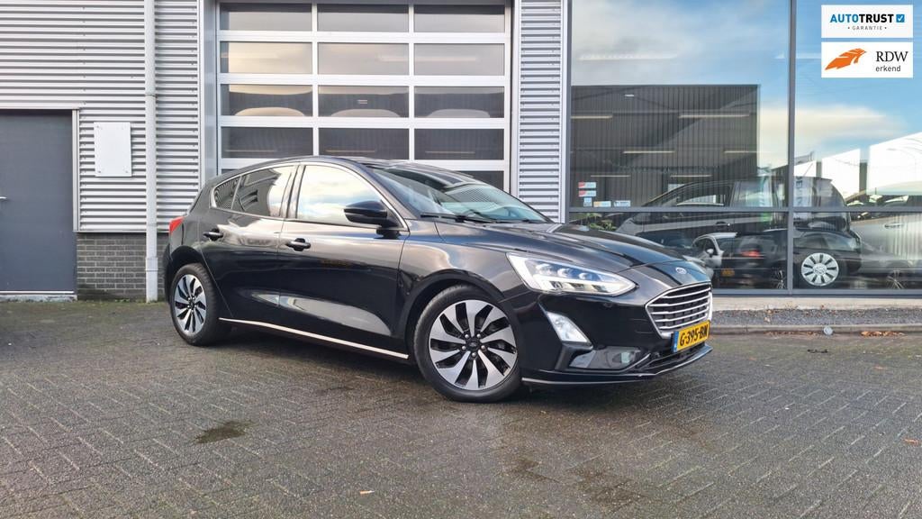 Ford Focus 1.0 EcoBoost Trend Edition Business*Navigatie*Cru, 101 pk, Euro 6, Zwart, Bedrijf