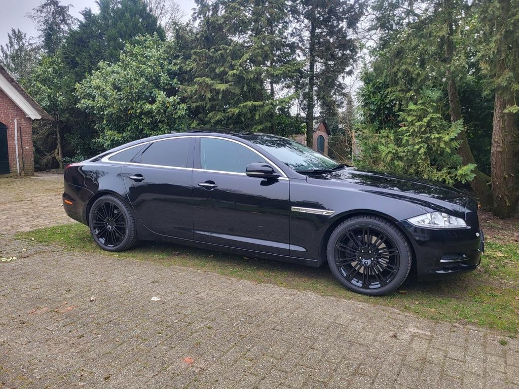 Jaguar XJ 3.0L V6 Supercharged Benzine, Auto's, Automaat, Achterwielaandrijving, Zwart, 2995 cc