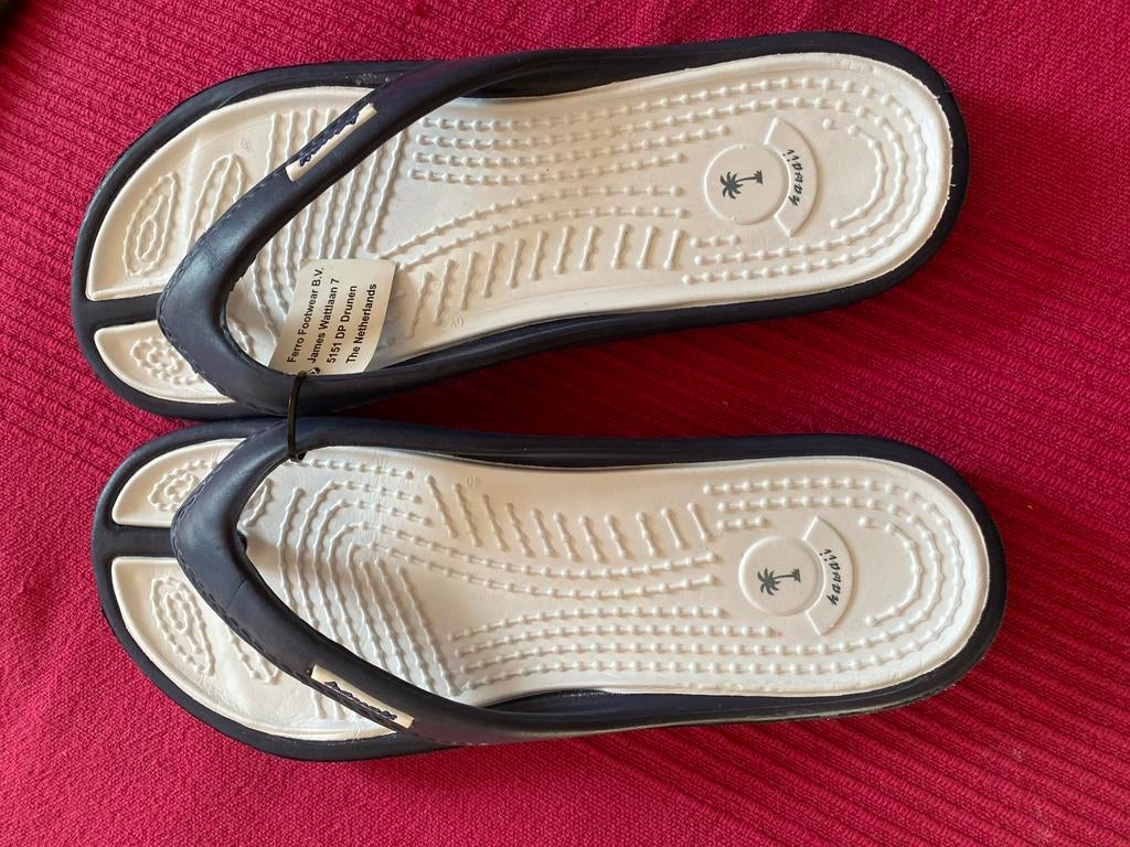 Nieuwe slippers maat 40, Ophalen of Verzenden, Nieuw