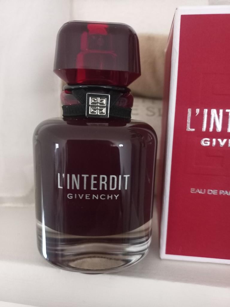 Givenchy L'Interdit  Rouge edp, Ophalen of Verzenden, Zo goed als nieuw