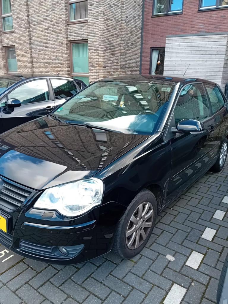 Volkswagen Polo 1.2 51KW 2007 Zwart APK aandacht, Voorwielaandrijving, 40 €/maand, 540 kg, 1198 cc