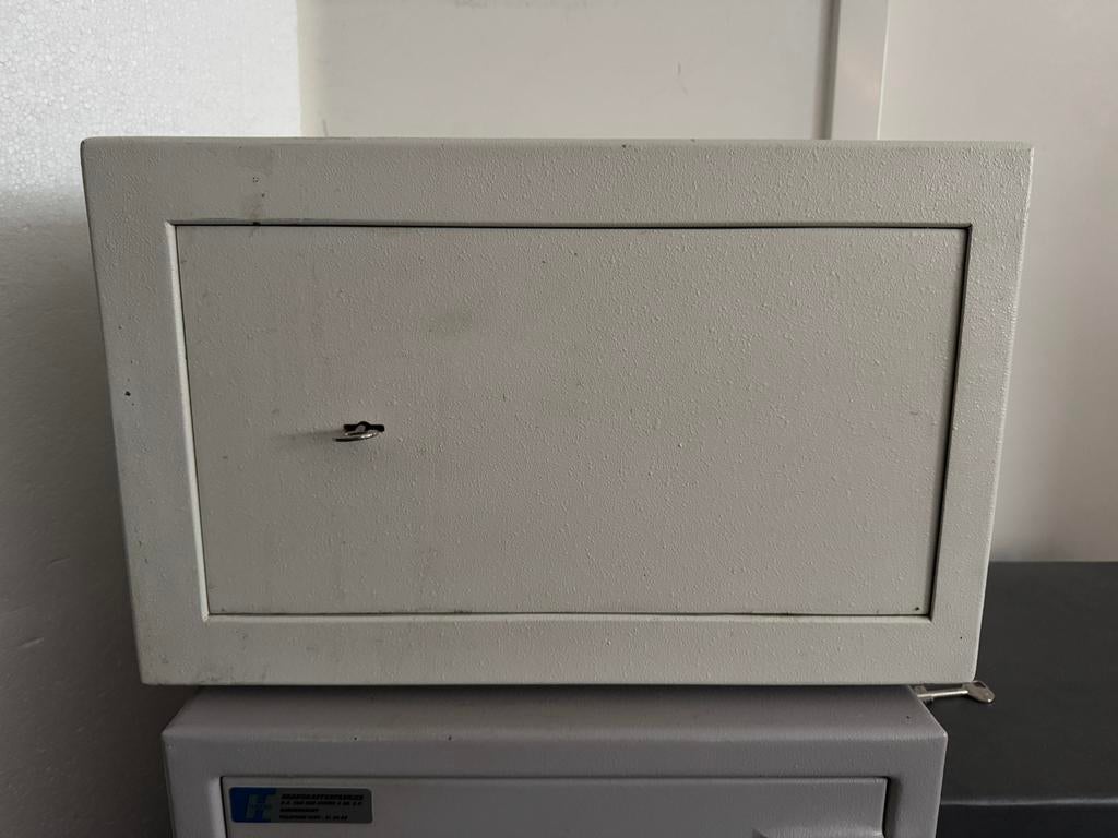 Zeer degelijke 42 kg Lips kluis brandkast, Ophalen, Brandkast