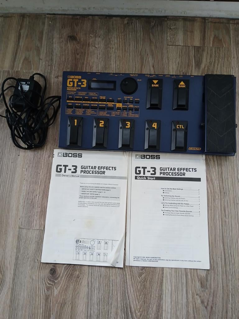 Boss GT-3 Gitaar Multi-Effect Processor met Handleidingen, Muziek en Instrumenten, Effecten, Ophalen of Verzenden, Gebruikt, Delay of Echo