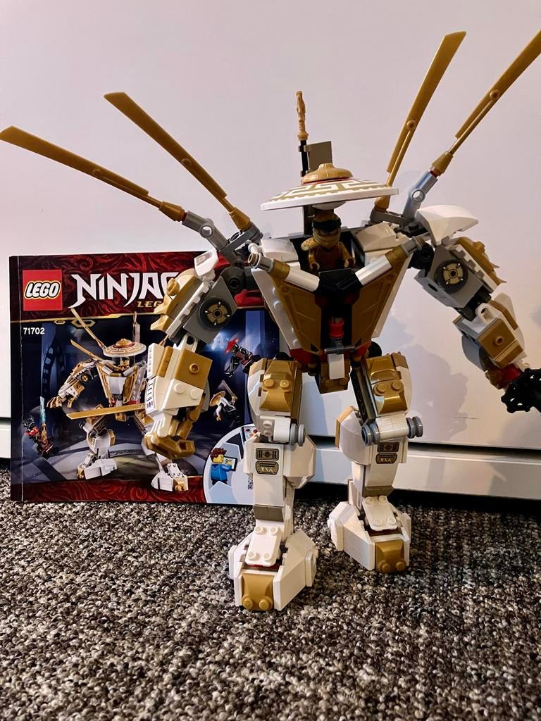 LEGO Ninjago Legacy Gouden Mech 71702 - Zo goed als nieuw, Lego, Ophalen of Verzenden, Zo goed als nieuw, Inclusief instructies