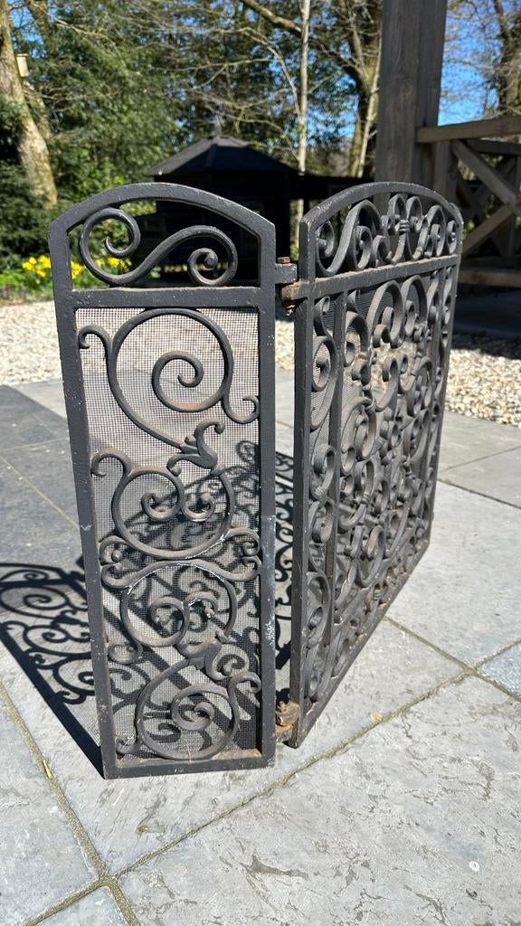 Haardscherm gietijzer, Huis en Inrichting, Ophalen of Verzenden, Gebruikt, Vrijstaande haard, Houthaard