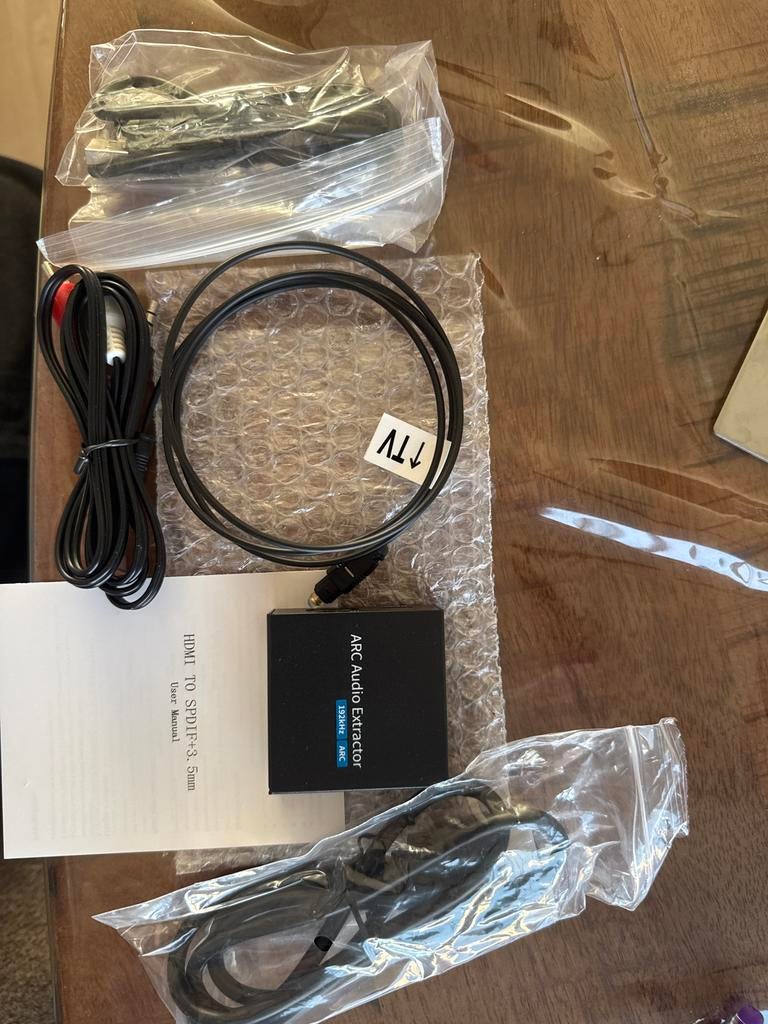 HDMI Audio Extractor met ARC, Ophalen of Verzenden, Zo goed als nieuw, Minder dan 2 meter, Overige kabels