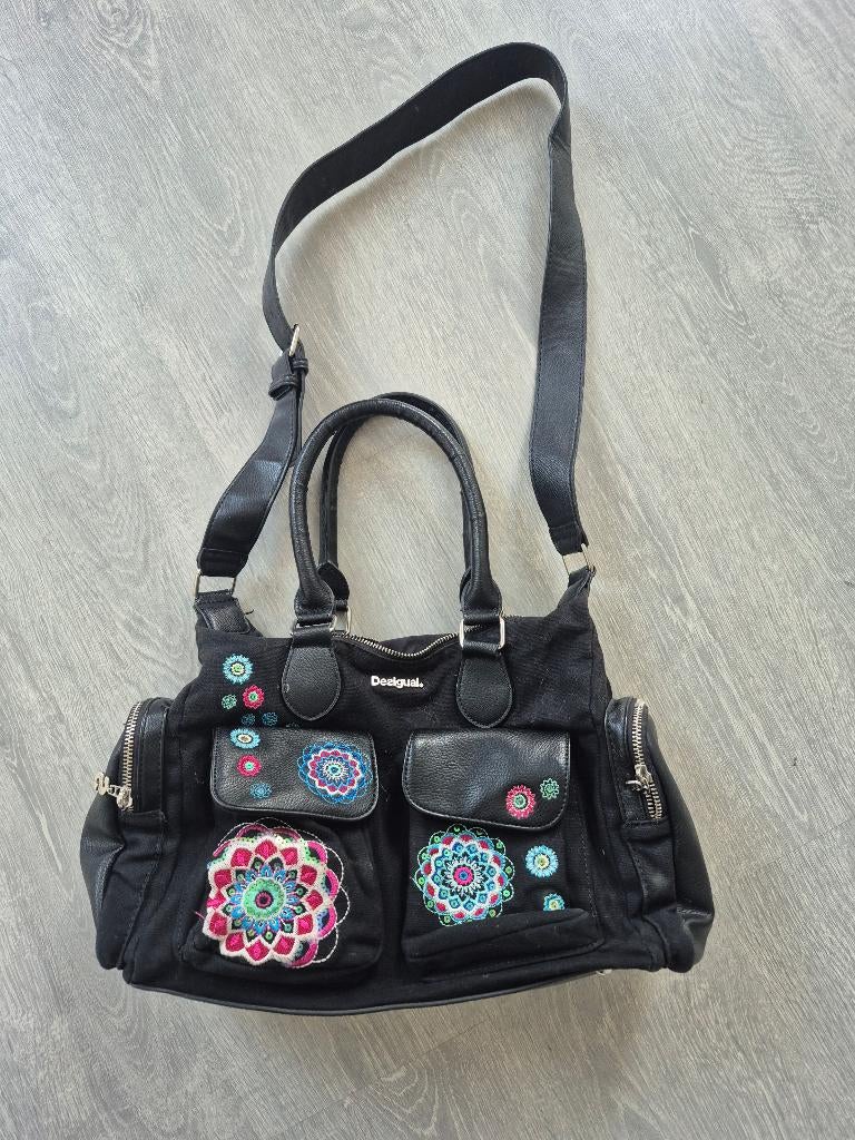 Zwarte Handtas Schoudertas Desigual, Sieraden, Tassen en Uiterlijk, Ophalen of Verzenden, Gebruikt, Zwart