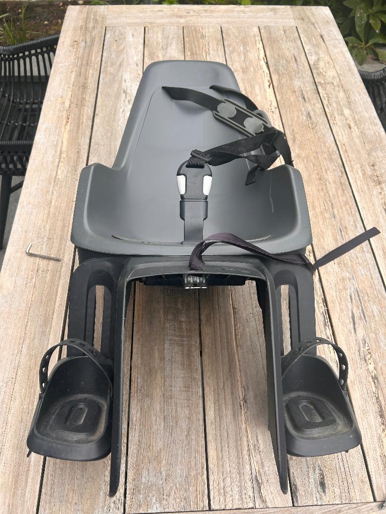 Fietsstoeltje van Bobike, Fietsen en Brommers, Fietsaccessoires | Fietsstoeltjes, Ophalen, Gebruikt, Achterzitje, Bobike One