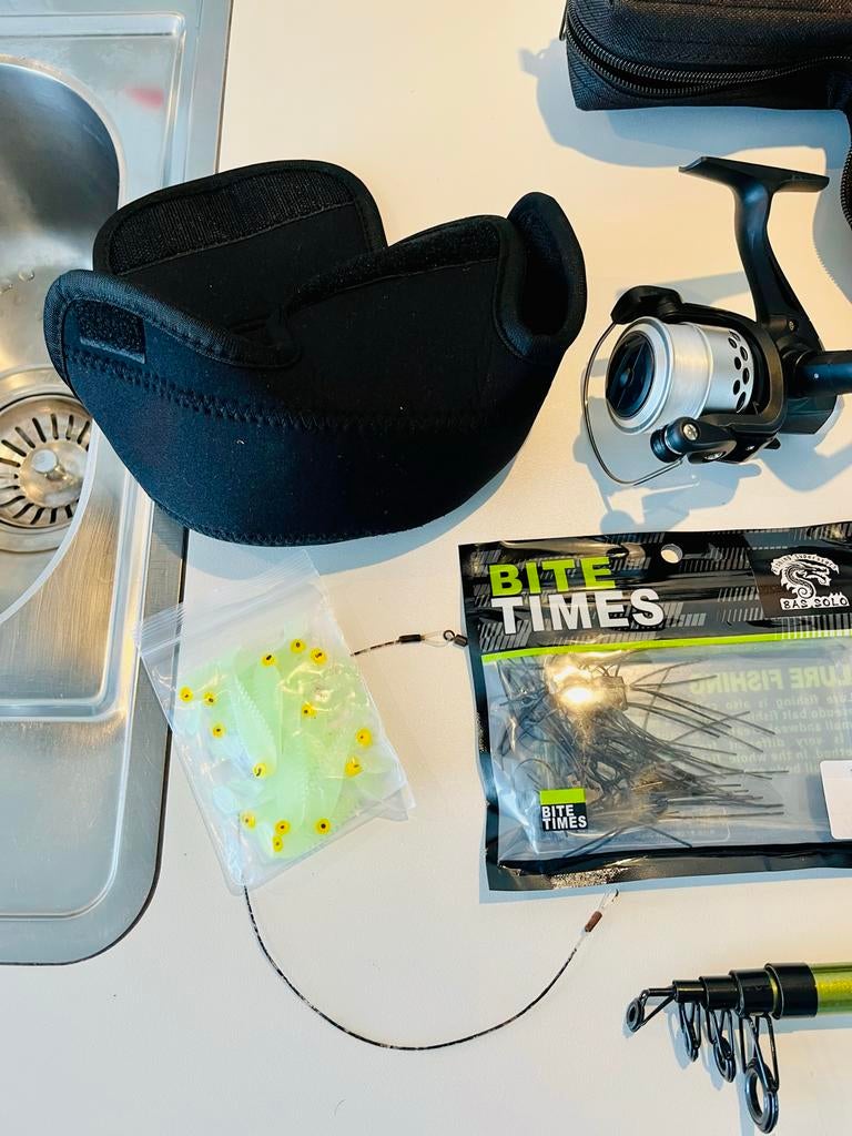 Complete visuitrusting: hengel, molen, kunstaas roofvis, Ophalen of Verzenden, Zo goed als nieuw, Overige typen