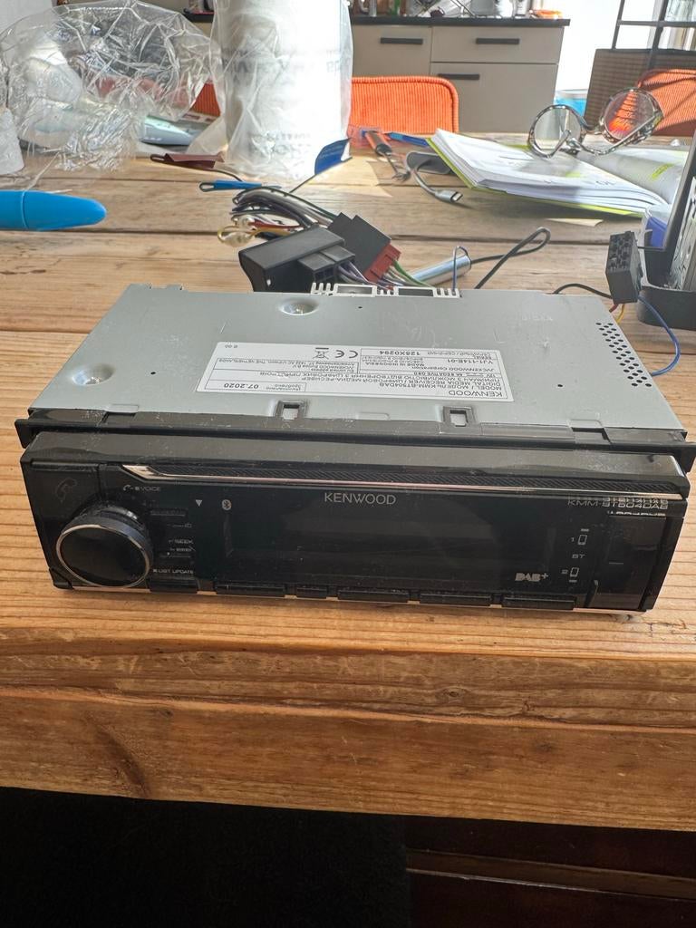 Kenwood Autoradio KMM-BT304DAB  met DAB+ en Bluetooth, Ophalen of Verzenden, Zo goed als nieuw