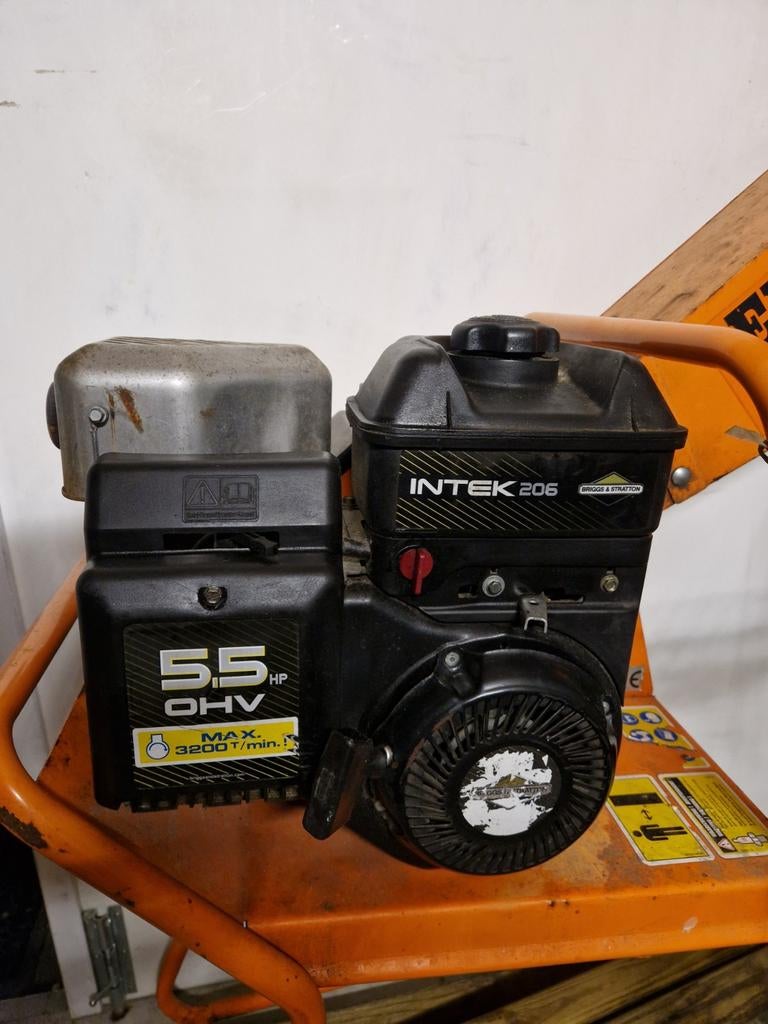 Briggs & Stratton Intek 206 5.5 PK OHV motor B&S, Ophalen, Gebruikt, Benzinemotor, 1800 rpm of meer