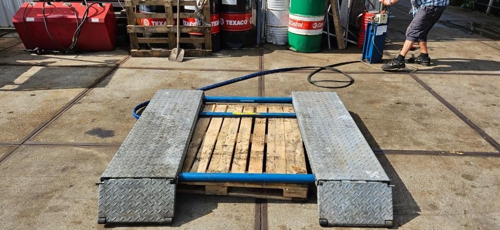 Schaarhefbrug hefbrug Nussbaum Sprinter Mobil 2500Kg 2005, Ophalen