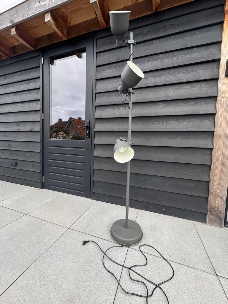 Staande lamp Ikea Hektar, Ophalen, Zo goed als nieuw, 150 tot 200 cm